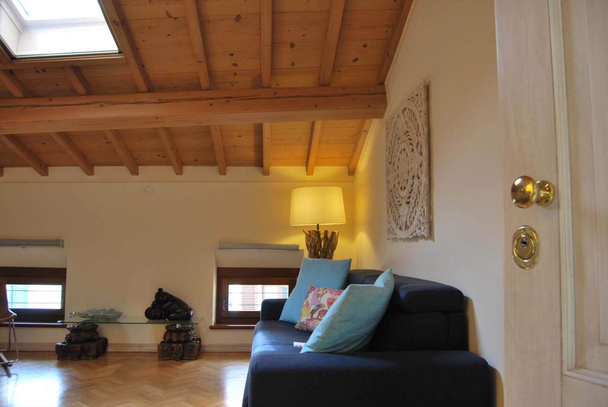Apartamento Attic 1 Centro Storico Peschiera del Garda Exterior foto